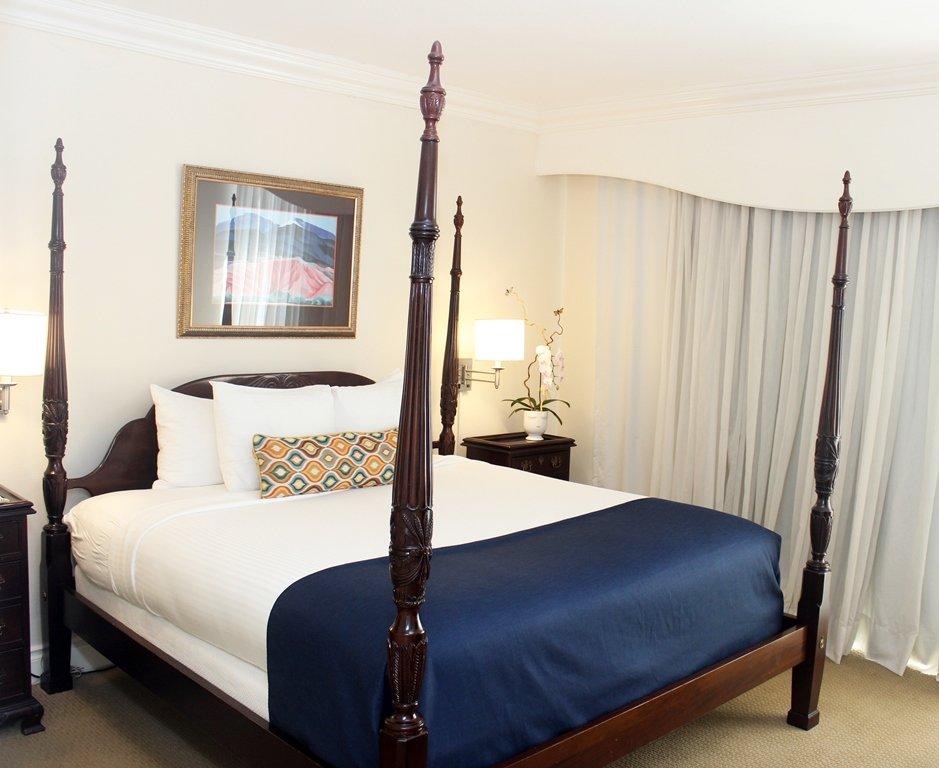 Courtleigh Hotel & Suites Kingston Exteriör bild